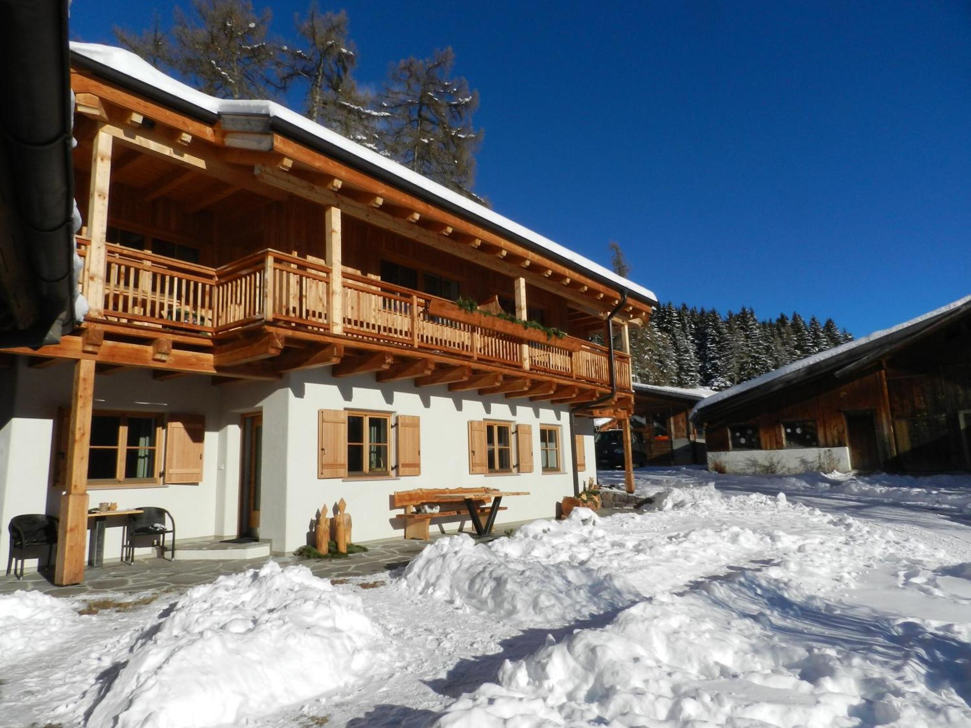 Laerchhof Villa Collalbo Luaran gambar